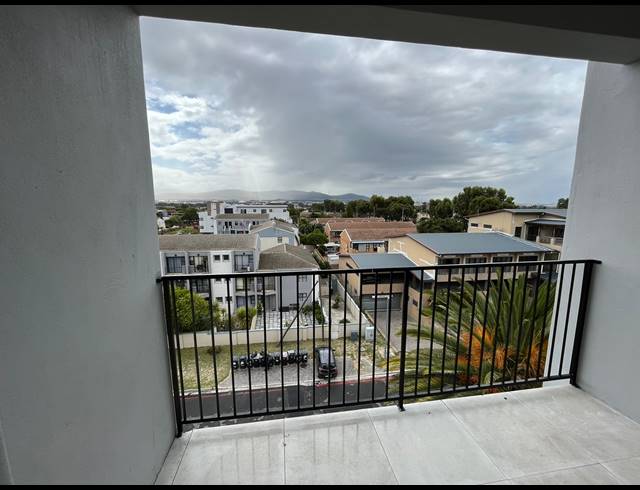 2 BEDROOM APARTMENT FOR SALE IN TABLE VIEW